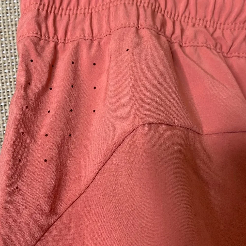REI Women's Coral Athletic Shorts, XL NWT - Picture 4 of 11
